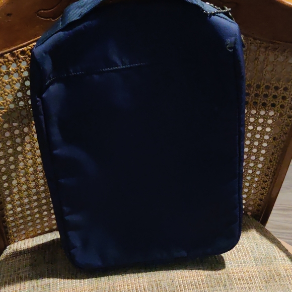 Coach zipper bag - Picture 2 of 2